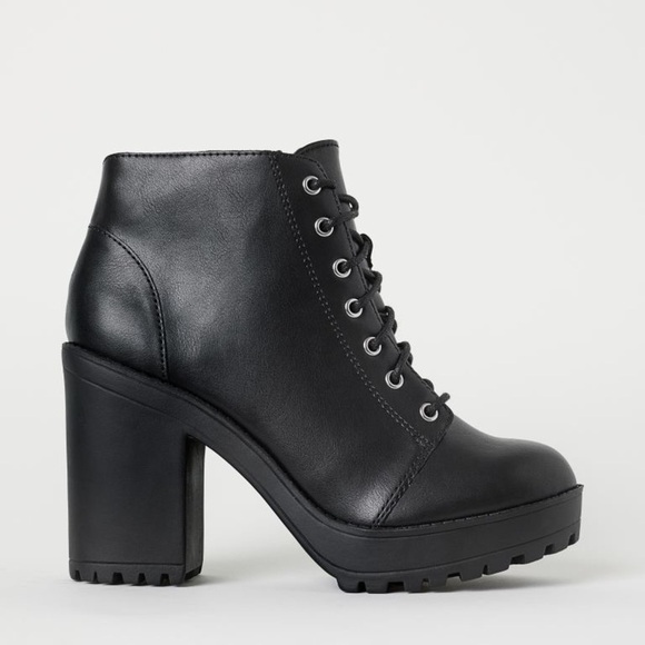 Black Lace  Up Extreme ankle boots with highs - Picture 1 of 4